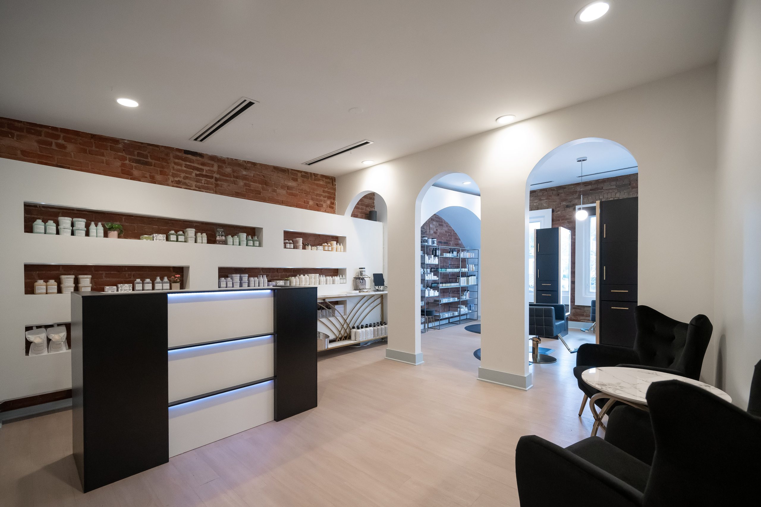 Mane Street Georgetown Interior Photo Session. (Joy Asico-Smith / Asico Photo) Explore Mane Street Georgetown salon as your local beauty expert stylists as the best hair parlour in Georgetown for all your highlights, hair cut, and hair treatment needs. Hair and beauty salon, barbershop, haircut, hair cut